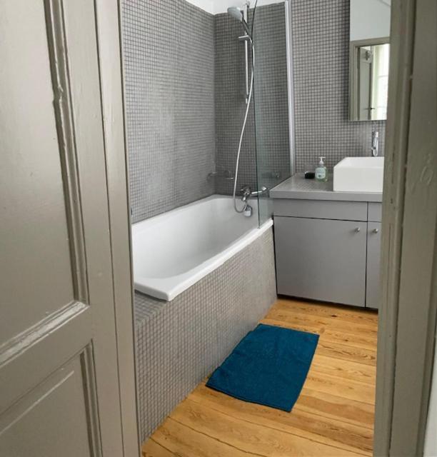 Duplex Dernier Etage Avec Terasse A Deux Pas De La Grand Place Брюссель Екстер'єр фото